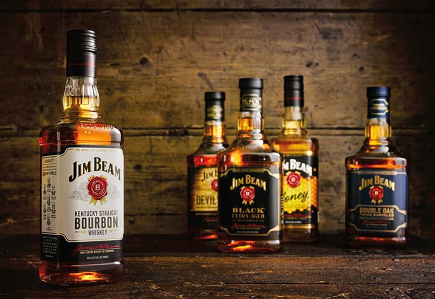 Jim Beam bourbon: historia, översikt över smak och typer + hur man dricker och skiljer en falsk