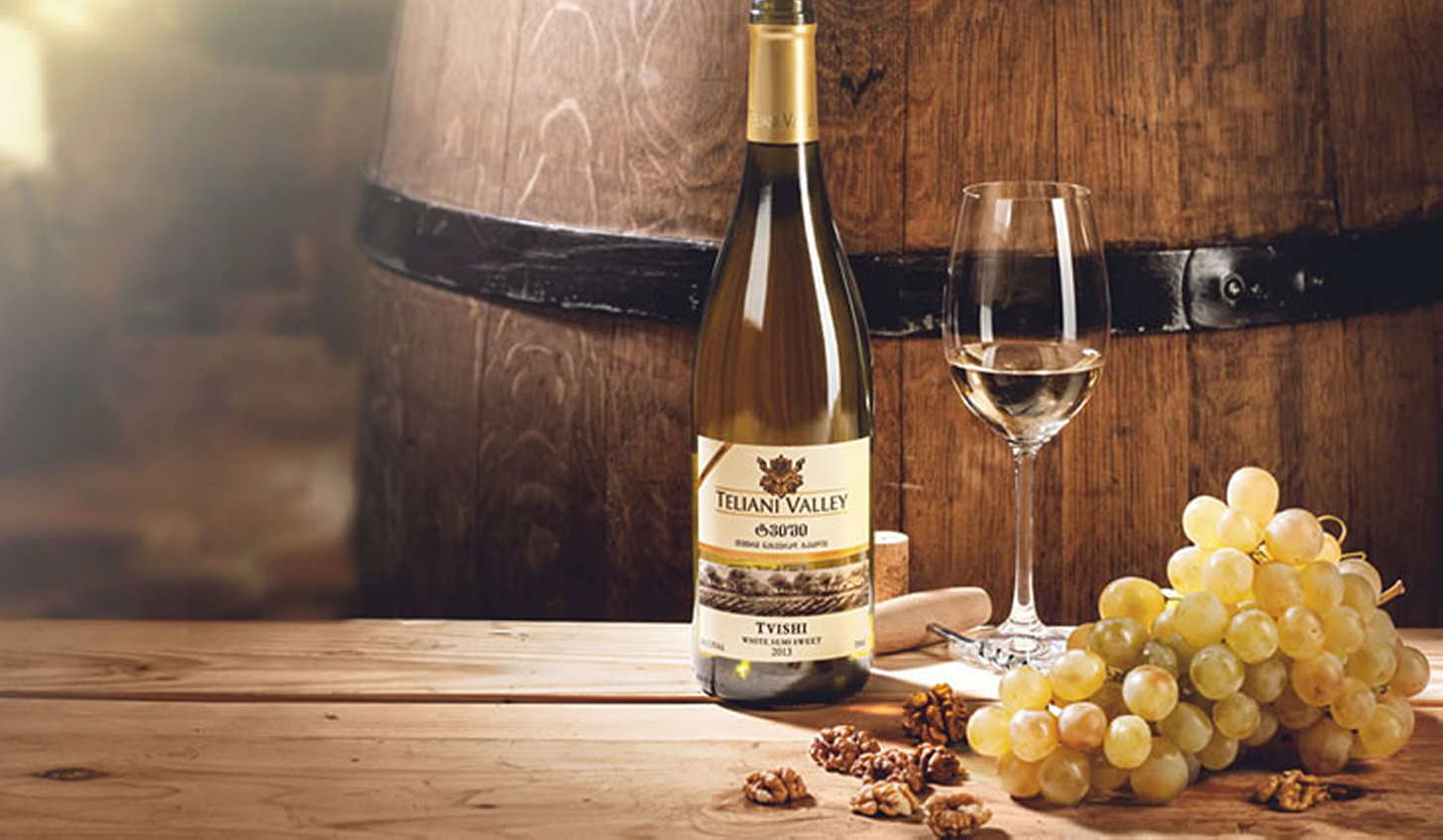 Georgiskt vin Twishi: historia, recension av smak och varumärken