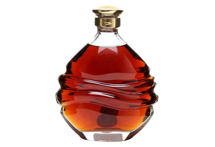 Martell Creation Cognac с декантер Baccarat
